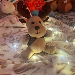 hersey’s reindeer plush stuffed animal